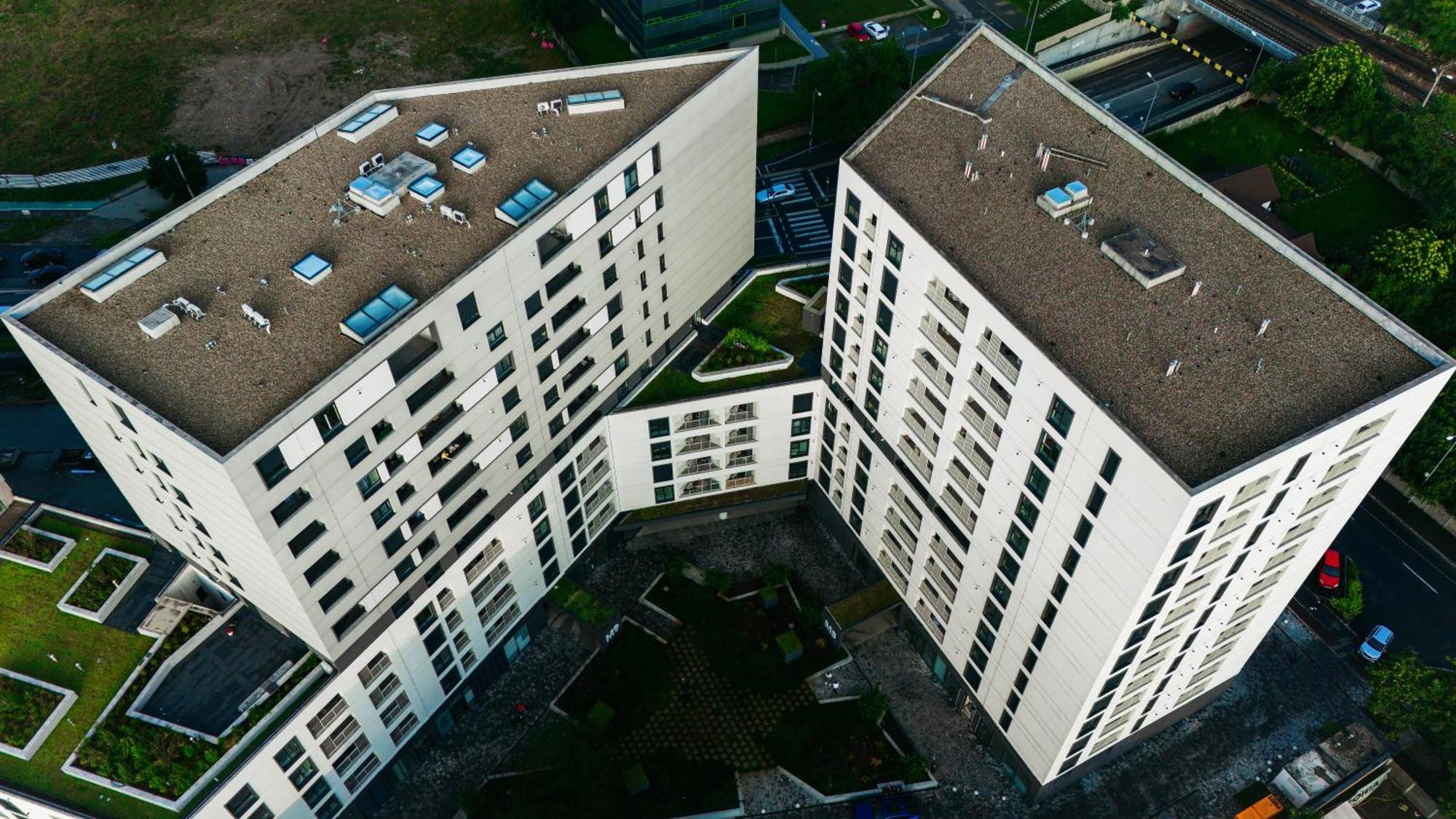 Evra Royal 2 Apartment